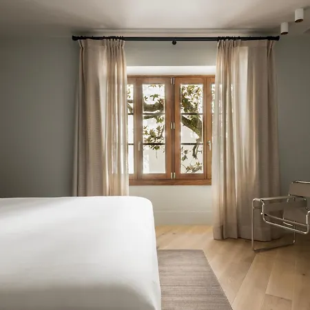 Mercer Residences Apartahotel Sevilla