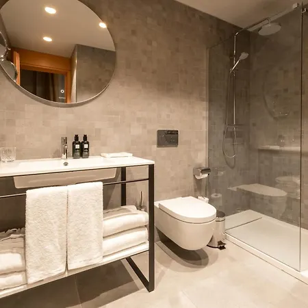 Mercer Residences Apartahotel Sevilla